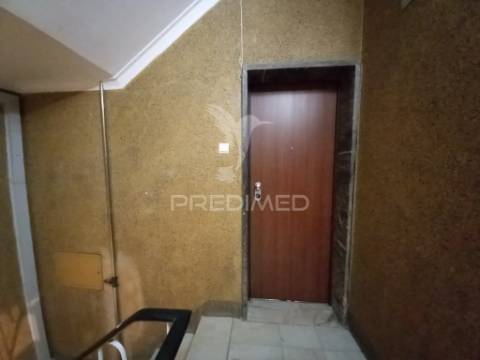 Apartamento t4 remodelado