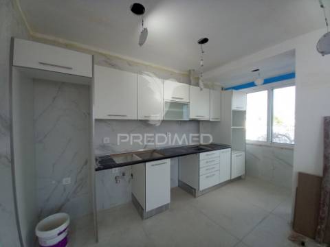 Apartamento t4 remodelado