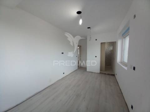 Apartamento t4 remodelado