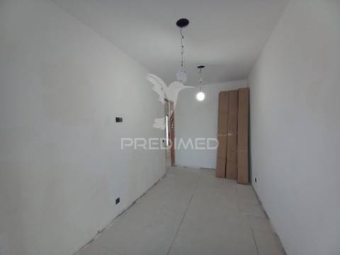 Apartamento t4 remodelado