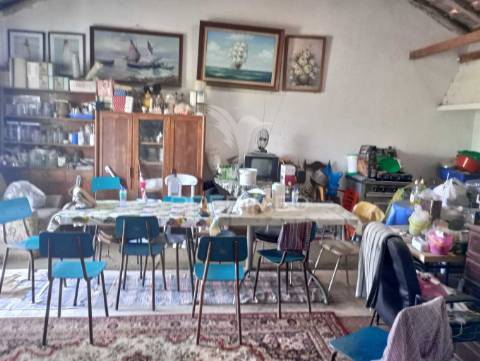 Magnífico terreno/ com apoio agrícola