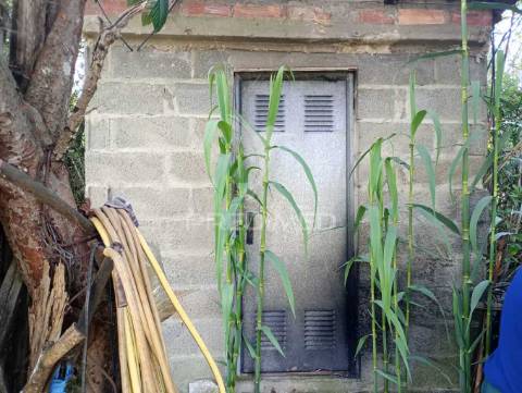 Magnífico terreno/ com apoio agrícola