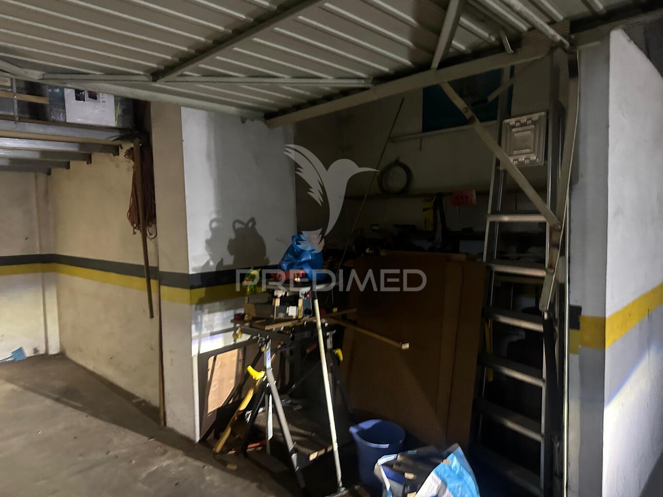Garagem para venda