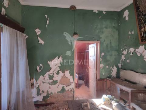 Moradia de campo para recuperar - fonte da pedra, santarém