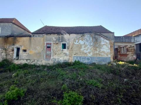 Moradia de campo para recuperar - fonte da pedra, santarém