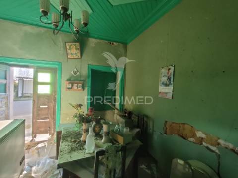 Moradia de campo para recuperar - fonte da pedra, santarém