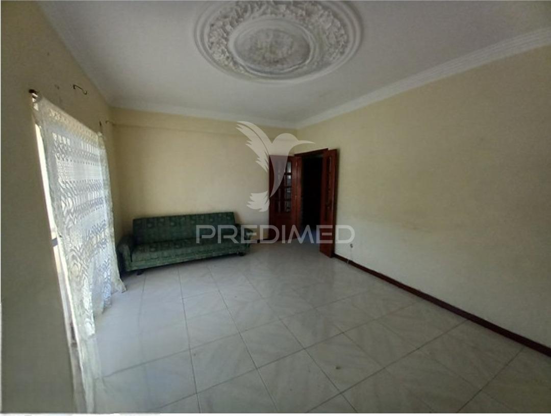 Apartamento t3 usado - fogueteiro