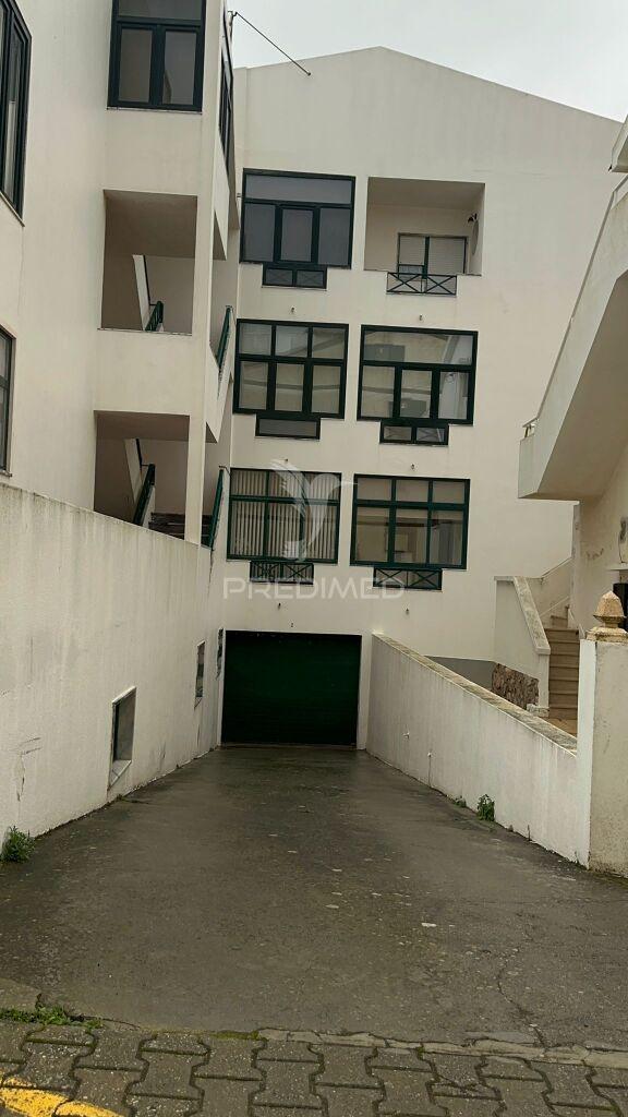 T2 mobiliado com 2 garagens - pé na areia da praia consolação