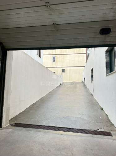 T2 mobiliado com 2 garagens - pé na areia da praia consolação