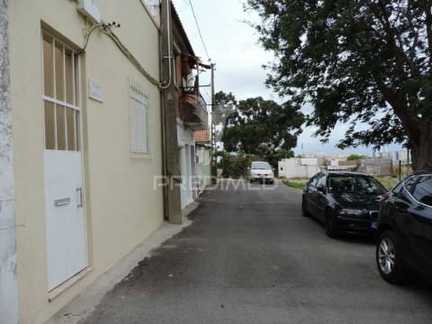 Terreno urbano com benfeitorias- baixa de preço