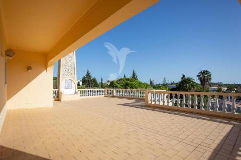 Moradia v4 quinta dos salicos