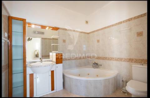 Moradia v4 quinta dos salicos