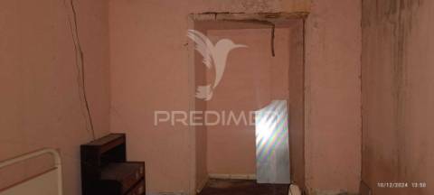 Casa antiga em montalvão/ nisa