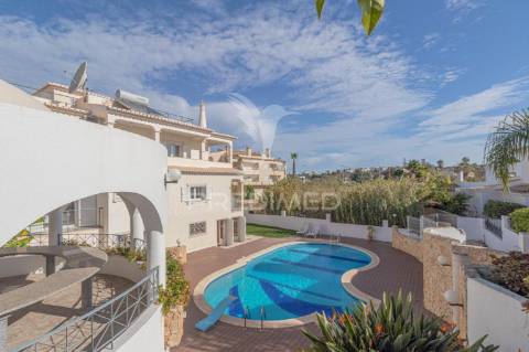 Fantástica moradia em  praia do vau