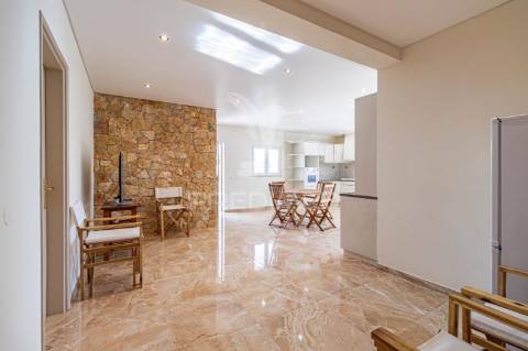 Fantástica moradia em  praia do vau