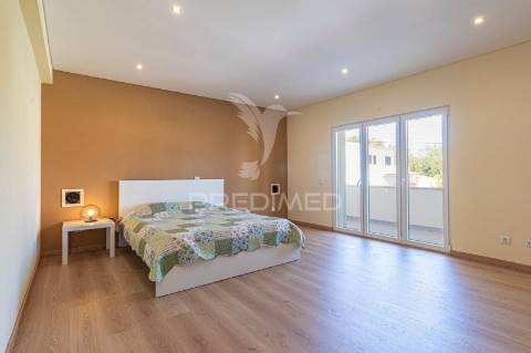 Fantástica moradia em  praia do vau