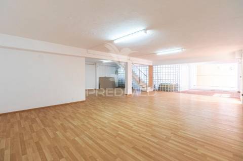 Fantástica moradia em  praia do vau