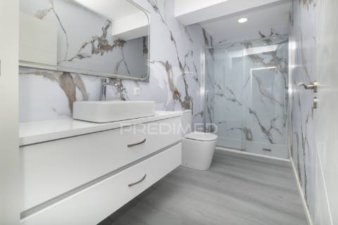 Apartamento t3 renovado com 265m² no centro de braga – são vicente (10.º andar com vista panorâmica)