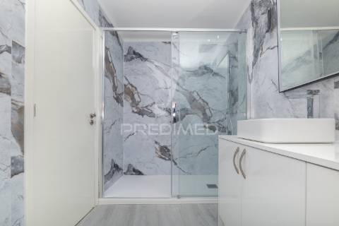 Apartamento t3 renovado com 265m² no centro de braga – são vicente (10.º andar com vista panorâmica)