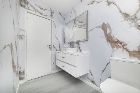 Apartamento t3 renovado com 265m² no centro de braga – são vicente (10.º andar com vista panorâmica)