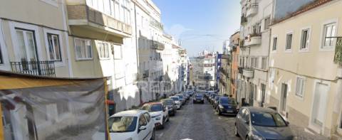Apartamento com vista rio renovado