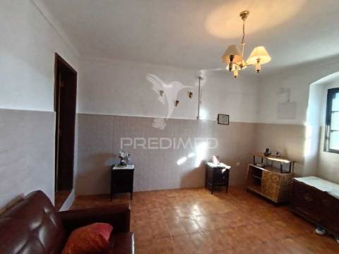 Moradia em santa eulalia