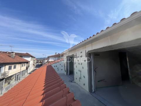 Apartamento t1 na cobertura - amares (junto ao isave) - 55 m2