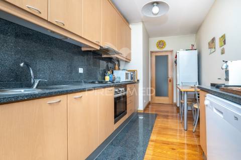 Excelente apartamento t2 - braga (lomar)