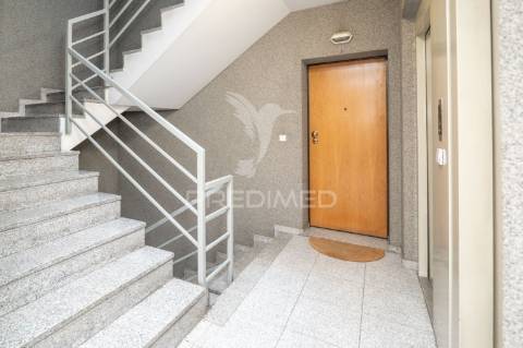 Excelente apartamento t2 - braga (lomar)