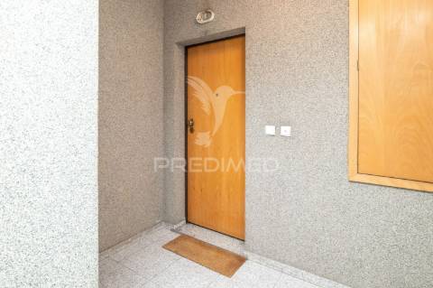 Excelente apartamento t2 - braga (lomar)