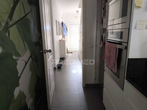 Moradia t4 em condomínio fechado