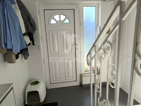 Moradia t4 em condomínio fechado