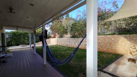 Moradia t4 em condomínio fechado