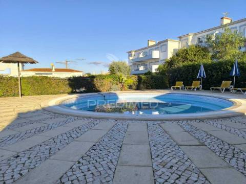 Moradia t4 em condomínio fechado