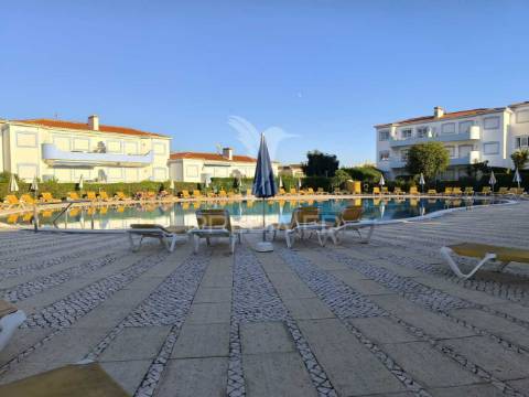 Moradia t4 em condomínio fechado