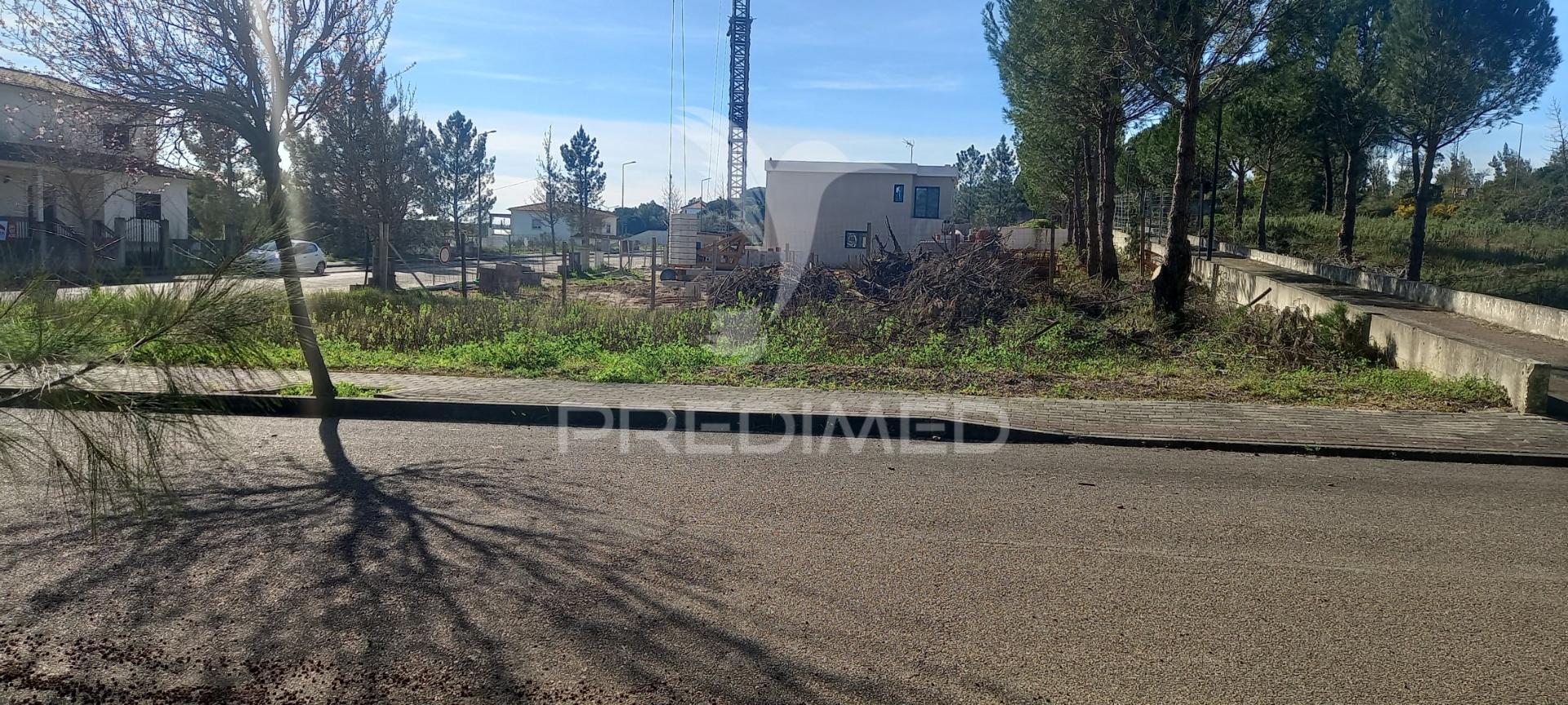 Lote de moradia