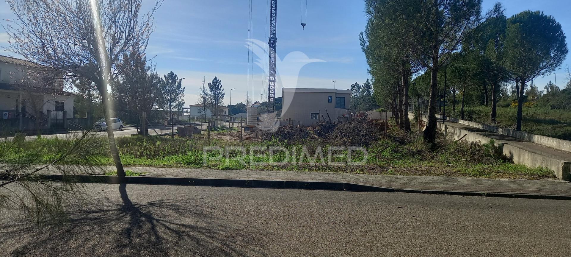 Lote de moradia