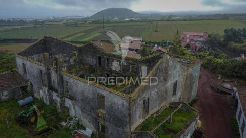 Herdade, para venda, na freguesia da ribeira seca, no concelho da ribeira grande