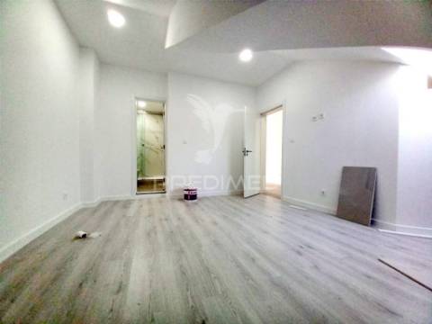 Apartamento t3 duplex caparica