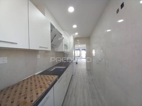 Apartamento t3 duplex caparica