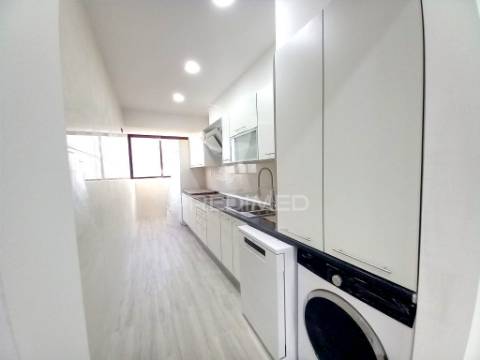 Apartamento t3 duplex caparica