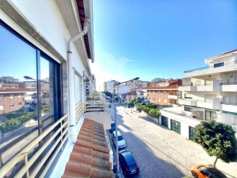Apartamento t3 duplex caparica