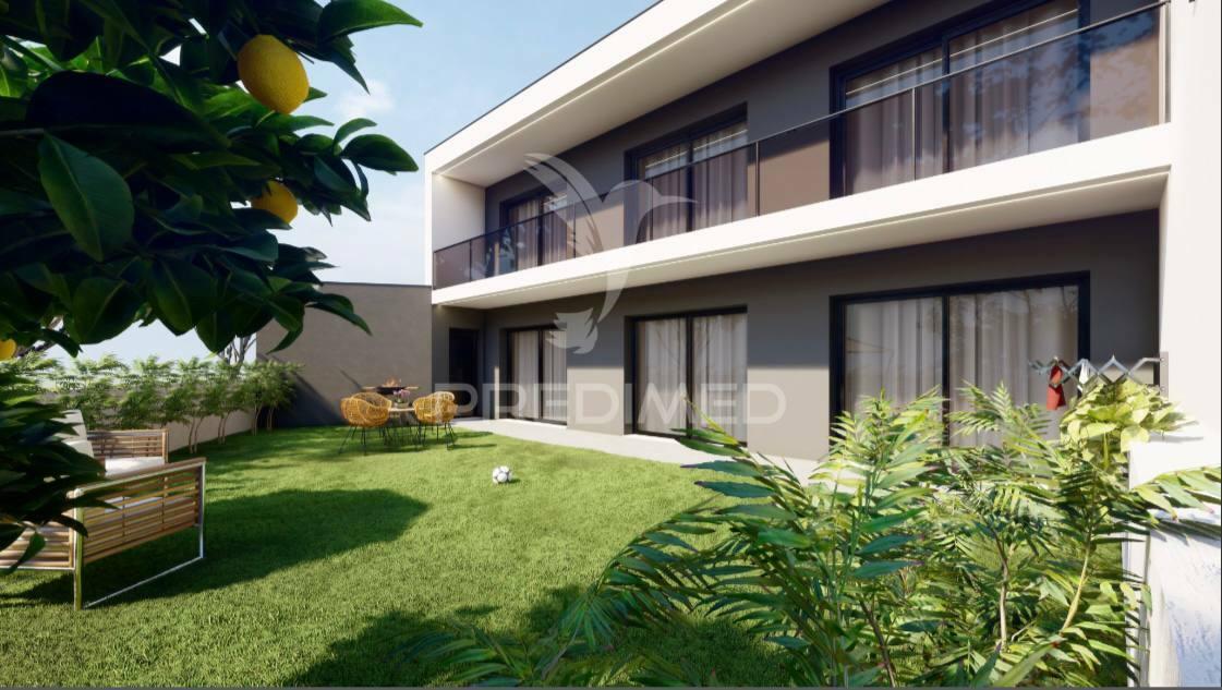 Moradia geminada t3