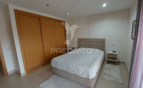 Moradia t5 com piscina em achete a 10 minutos de santarém.