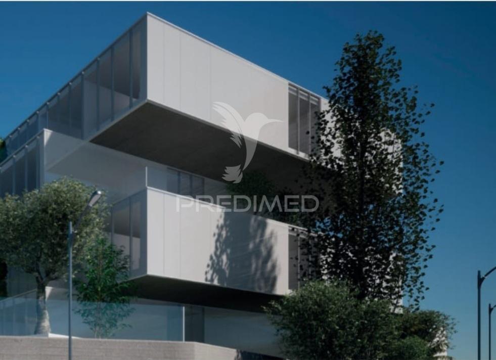 T1 luxo, terraço, garagem e arrumo