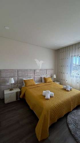 Apartamento t3 com vista ao mar em albufeira