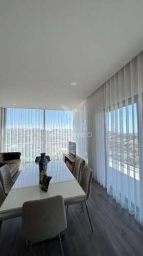 Apartamento t3 com vista ao mar em albufeira