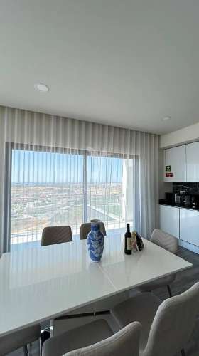 Apartamento t3 com vista ao mar em albufeira