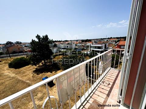 Moradia com 6 assoalhadas em local muito sossegado e perto das praias