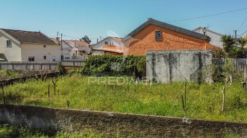 Terreno urbano  para prédio, comércio e ou escritórios